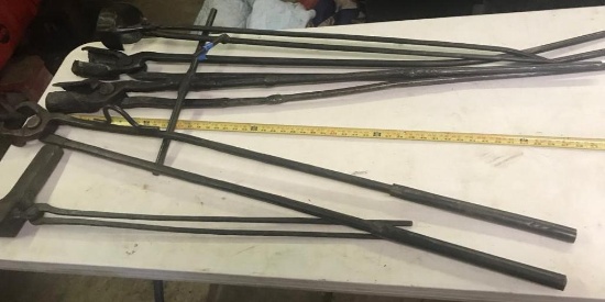 5 Pair of Blacksmith Tongues, selling times the money, approx 4-5 foot long