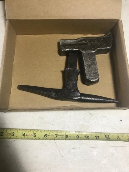 1 Stake Anvil, and 1 Stake Hardy tool, selling times the money