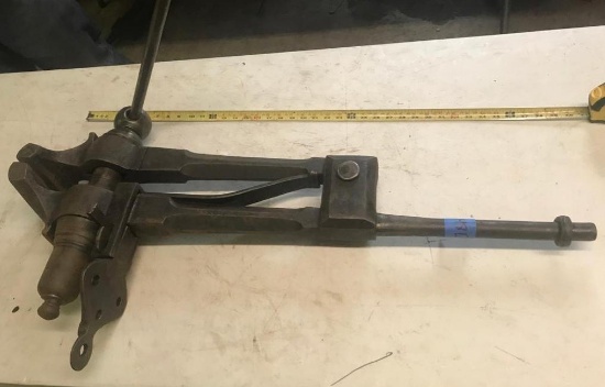 6 inch post vise, in working condition