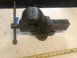 4 inch bench vise #35, marked Ohio T-L Educator Service