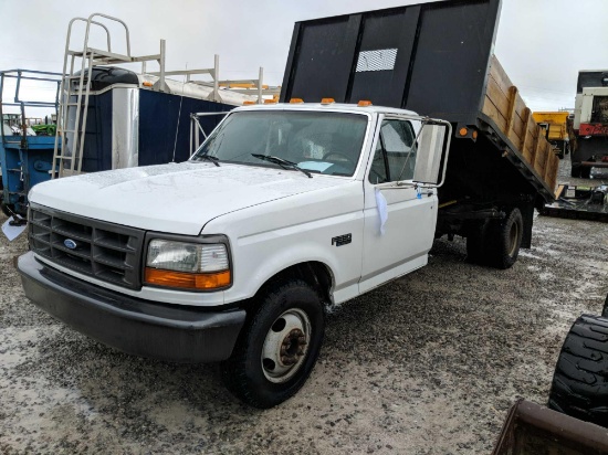 1081 1994 Ford F-350 Dump Bed