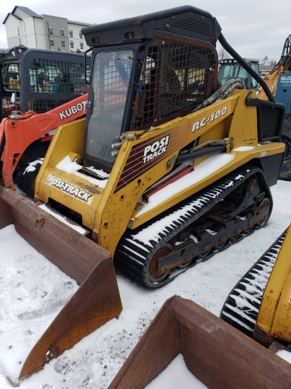1531- Posi Track RC100 tracked skid steer with 960 hours