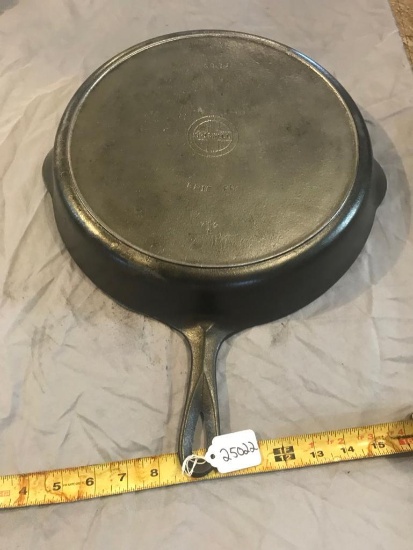 Griswold #12 Small Block Logo Cast Iron Skillet