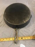 Sidney #10 Cast Iron Skillet