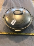 Wagner #1268 Cast Iron Dutch Oven with Trivet