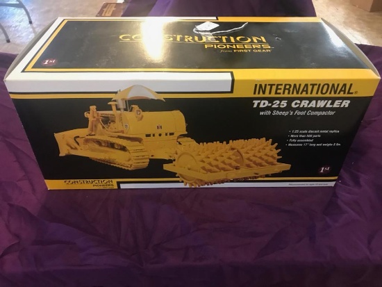 TD-25 Crawler with Sheep's foot by First Gear 1/25 scale