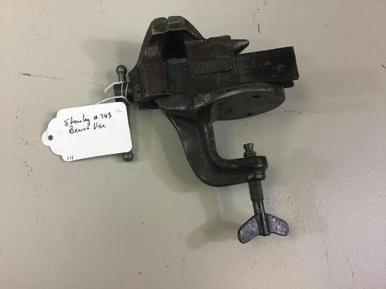 STANLEY NO. 743 BENCH VISE