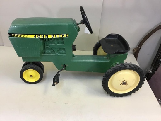 John Deere Pedal Tractor
