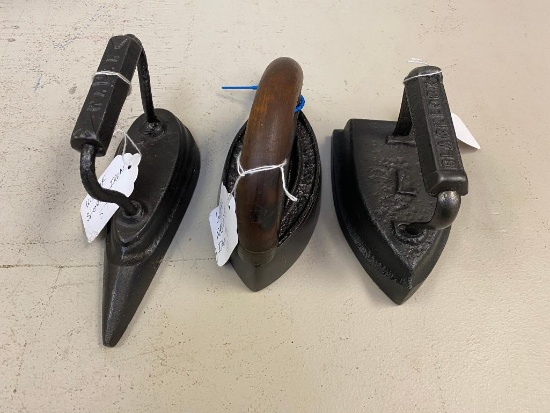 Wapak sleeve iron, Wapak MRS Potts #2, and Black lock #7 iron