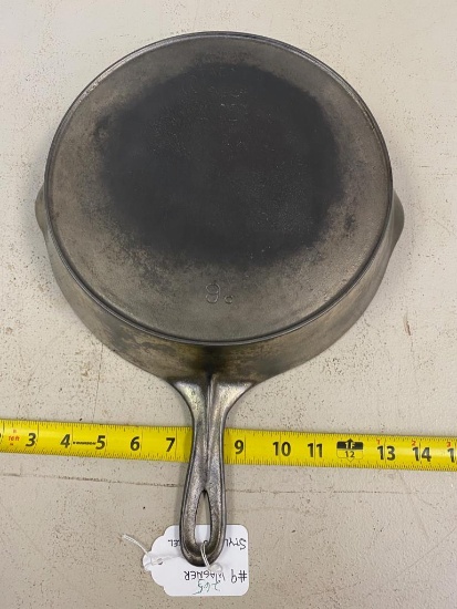 #9 Wagner Skillet, stylized nickel