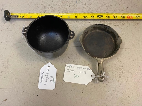 Sidney hollow ware skillet, kid's, and 3 leg kettle, Wagner, kid's
