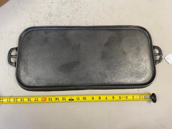 Wagner 1149 cast iron griddle