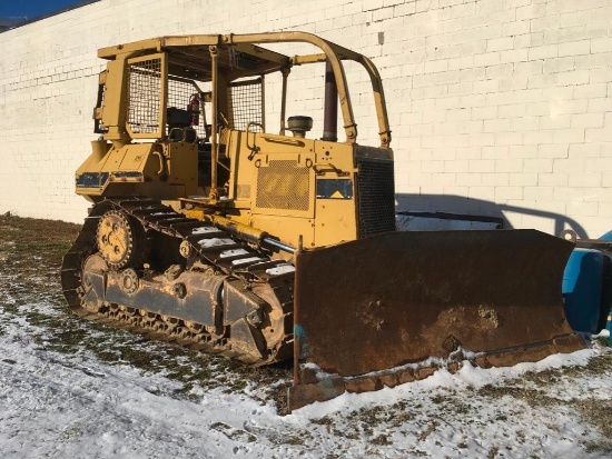 27035- Caterpillar D5H Dozer, Showing 6740 hours, Decent undercarriage, serial no. 12749616