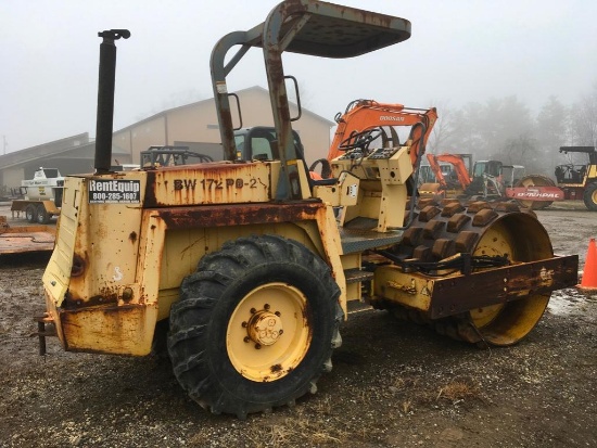 27019- Bomag Vibratory Sheeps Foot Roller, BD-2, Dutz 4 cyl Air Diesel Engine, showing 2444 hrs