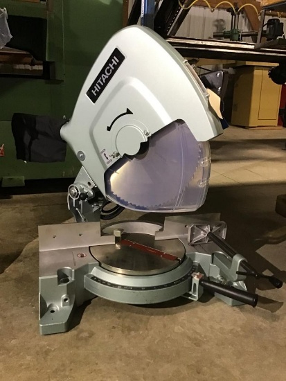10106- NEW Hitachi 15 inch Miter saw 