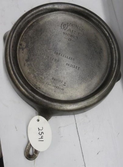 Wagner #1102A Greaseless Frying Skillet, not easy to find