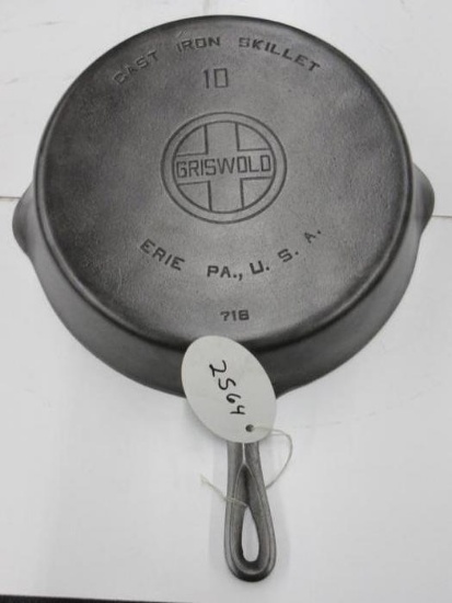 Griswold #10 716 Cast Iron Skillet Large Block logo