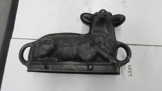 Griswold Cast Iron Lamb Mold