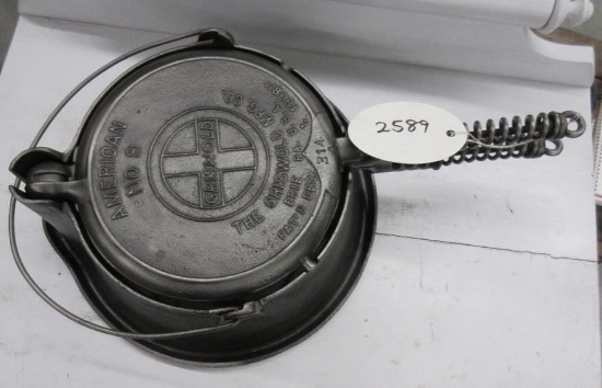 Rare Griswold #8- 314A Slant Logo Waffle maker, high base, very nice