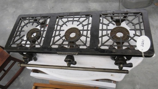 Griswold 3 Burner Hot Plate w/ wooden handles