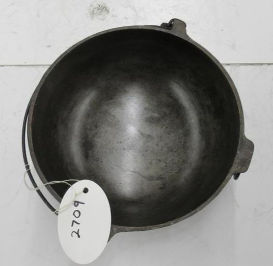 Griswold #2-780 Cast Iron Scotch Bowl