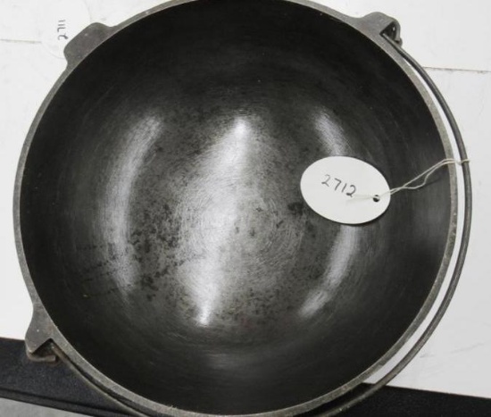 Griswold #5-783 Cast Iron Scotch Bowl