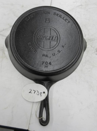 Griswold #8-704M Slant Block Logo w/ heat ring