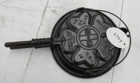 Griswold #18-928 Heart Star Waffle Maker, wooden handles