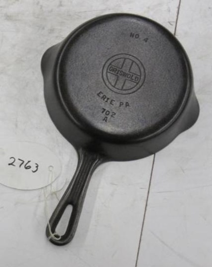 Griswold #4-702A Cast Iron Skillet