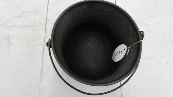 4 Quart 3 Legged Bowl