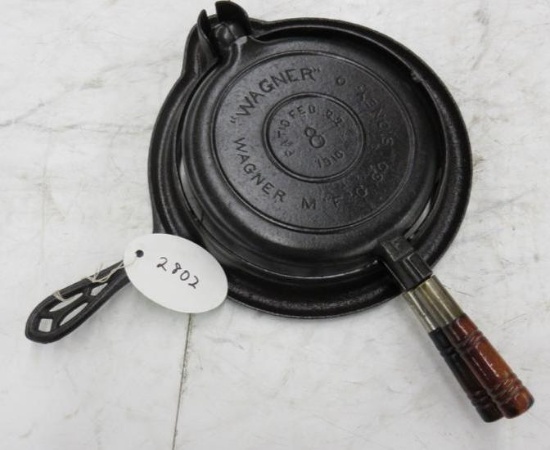 Wagner Waffle Maker, with wooden handles
