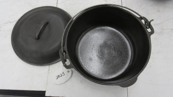 Wagner #8 Dutch Oven