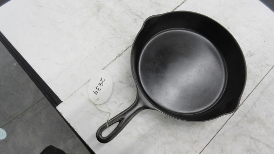 Erie #8 Flag Logo Skillet, very rare