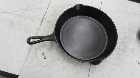 Favorite Piquaware #9 Cast Iron Skillet