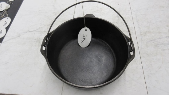 #8 Dutch Oven With lid