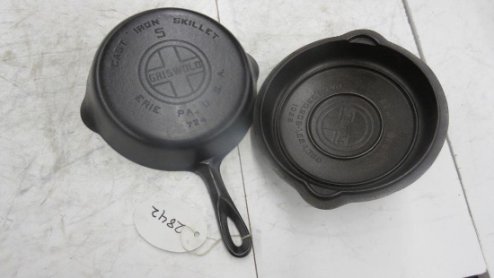 Griswold #5-724 Large Block Logo Skillet with lid
