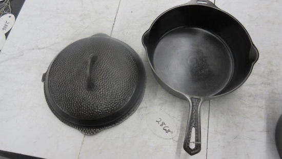 Griswold #8 Hammered Small Logo Skillet with lid