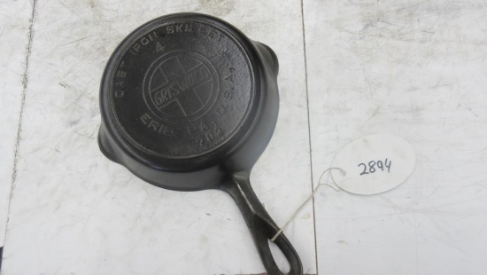 Griswold #4- 702 Large Slant Logo with fire ring