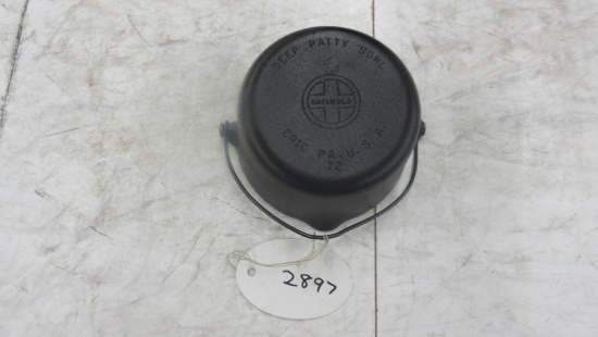 Griswold #72 Deep Patty Bowl
