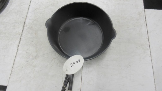 Western Foundry #8 Cast Iron Pot