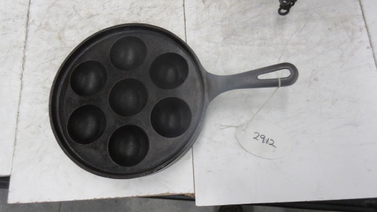 Griswold #962 Egg Poacher Skillet