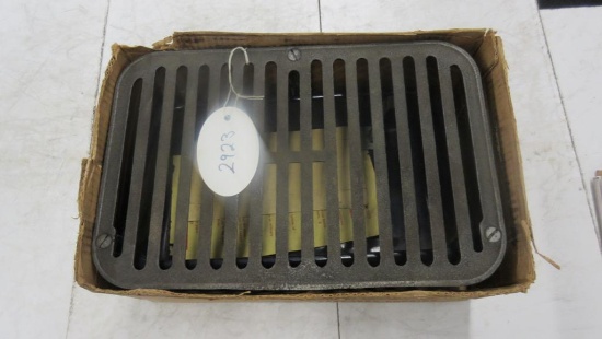 Griswold Tote Grill in original box