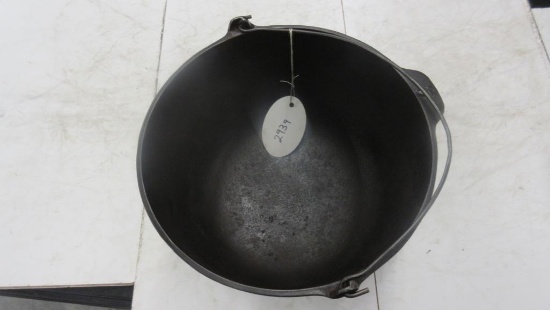 6 and 8 quart bean pots