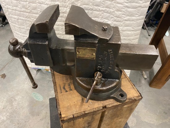 Atholm 644 1/2 Bench Vise 4 1/4in