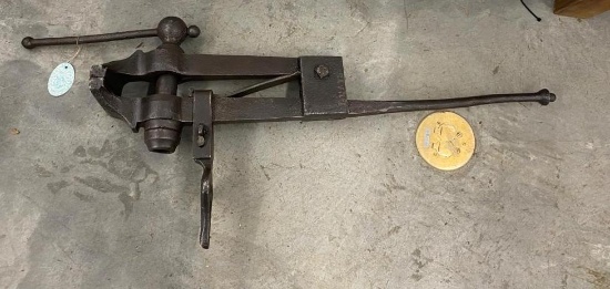 5 1/2 in Post Vise