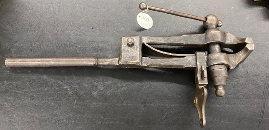 4 1/2 inch Post Vise Great condition