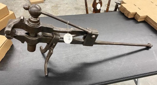 4in Post Vise nice