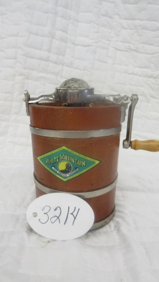 White Mountan Jr. 1 pint ice cream freezer