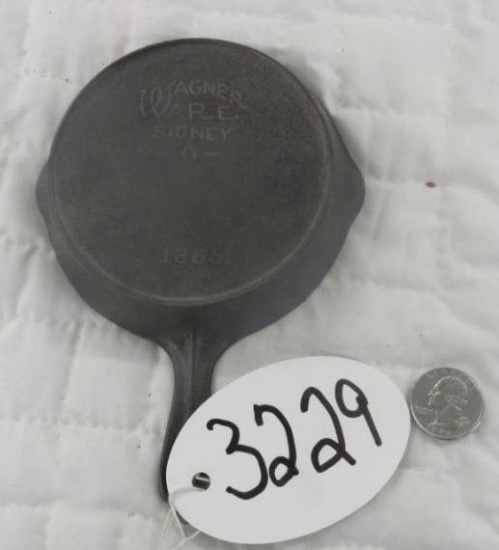 Wagner #0-1365 minature skillet