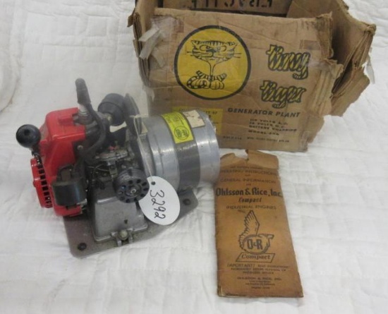 Tiny Tiger miniature model 350 generator alternator working very rare with org. box